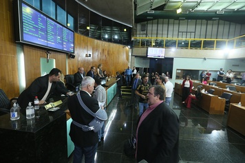 Câmara aprova mudanças no cálculo do IPTU para 2025